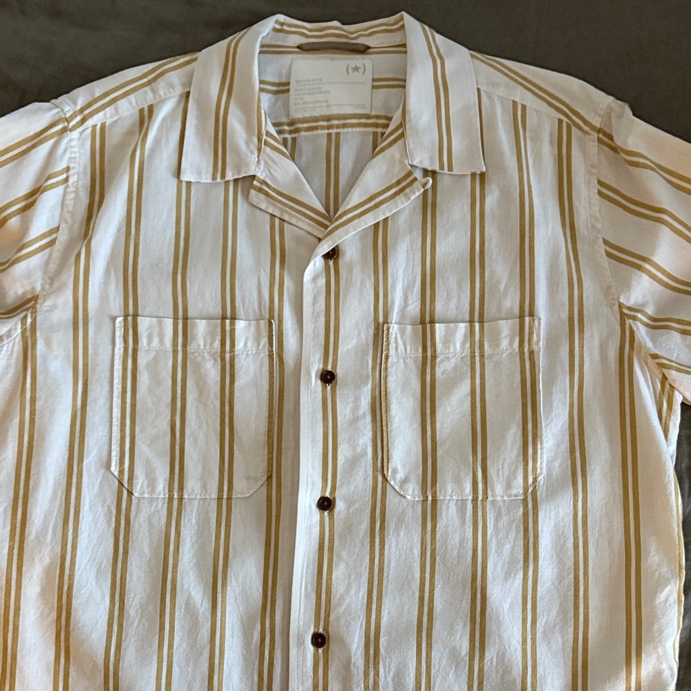 1 each: Vintage Banana Republic and a Uniqlo Camp Collar SS